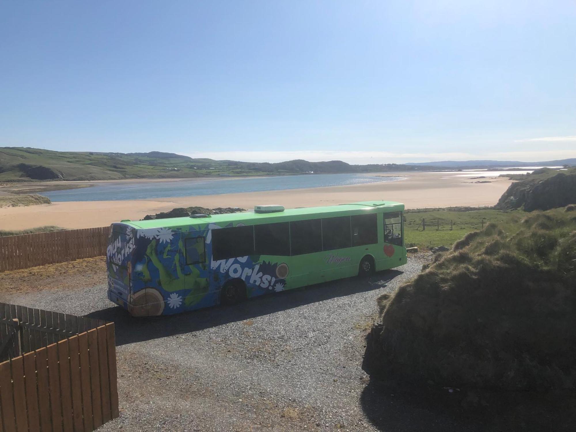 The Barmouth Bus Luxury tent Clonmany